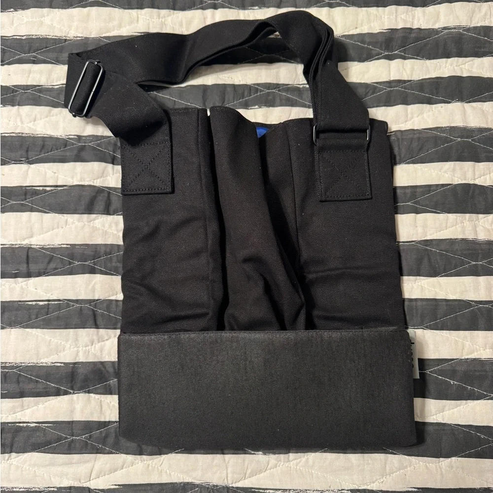 Dyson Black Tool Storage Bag - Picture 2 of 4